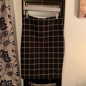 🛍 Stay In The Lines Skirt - Black